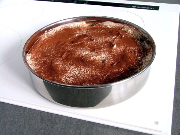 Tiramisu dans la tourtière inox