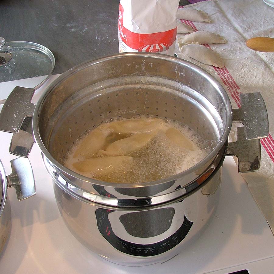 Cuisson des ravioles dans le cuiseur à riz Baumstal