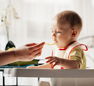 Préparez les repas de votre bébé avec l'Ensemble Cuisson Douce Baumstal