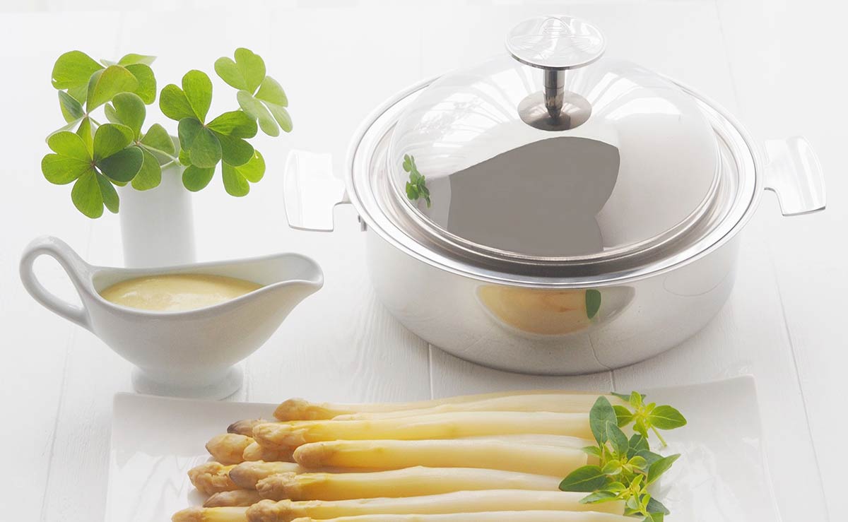 Asperges blanches cuites dans la Sauteuse Cuisson Douce Baumstal