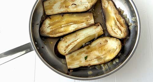 Aubergines grillées à la poêle