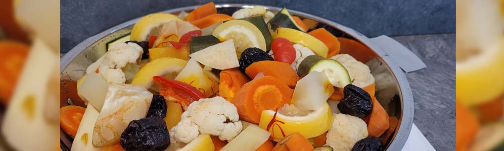 Tajine végétarien dans la poele paella