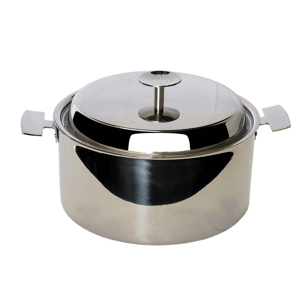 La Cocotte Baumstal. Un Faitout de 24 cm en inox 18/10 avec son couvercle. C'est l'ustensile parfait pour des mijotés ou des cuissons douces