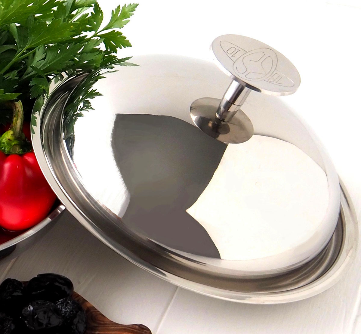 Couvercle cloche en inox 18/10 : le complément parfait pour une poêle